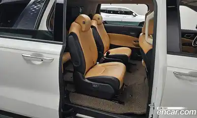 Kia Canival 2021 2.2 Автомат в Москве № 403663, миниатюра 11