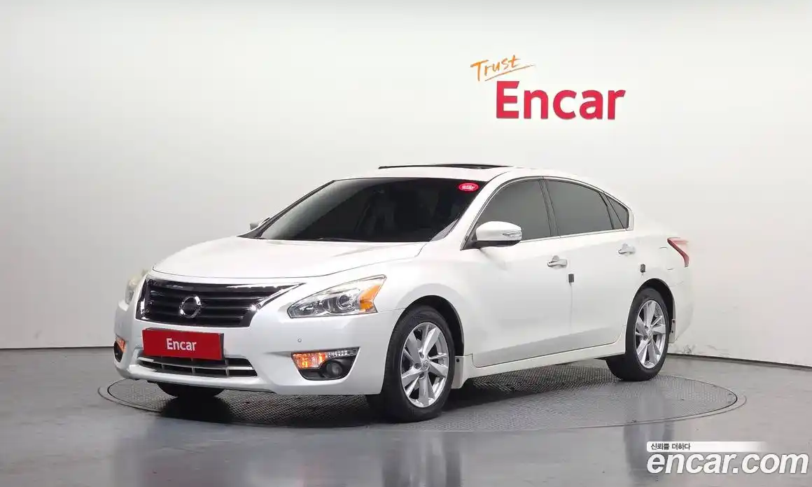 Nissan Altima 2015 2.5 Автомат в Москве № 406079, фото 1