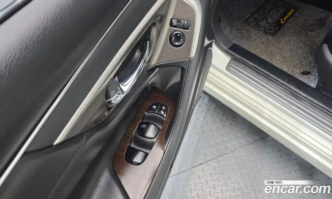 Nissan Altima 2015 2.5 Автомат в Москве № 406079, фото 14