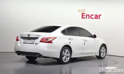 Nissan Altima 2015 2.5 Автомат в Москве № 406079, миниатюра 2