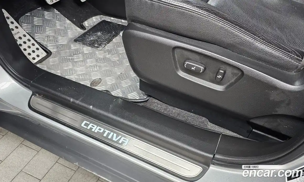 Chevrolet Captiva 2012 2.2 Автомат в Москве № 41317, фото 16