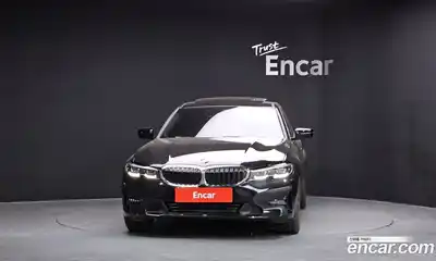 BMW 3-Series 2022 2.0 Автомат в Москве № 424766, миниатюра 3