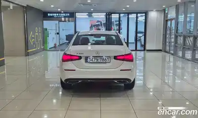 Mercedes-Benz A-Class 2026 2.0 Автомат в Москве № 426715, миниатюра 4