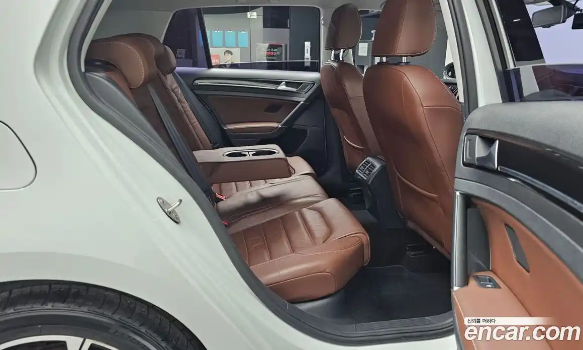 Volkswagen Golf 2016 2.0 Автомат в Москве № 432262, фото 12