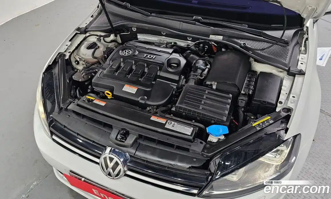 Volkswagen Golf 2016 2.0 Автомат в Москве № 432262, фото 6