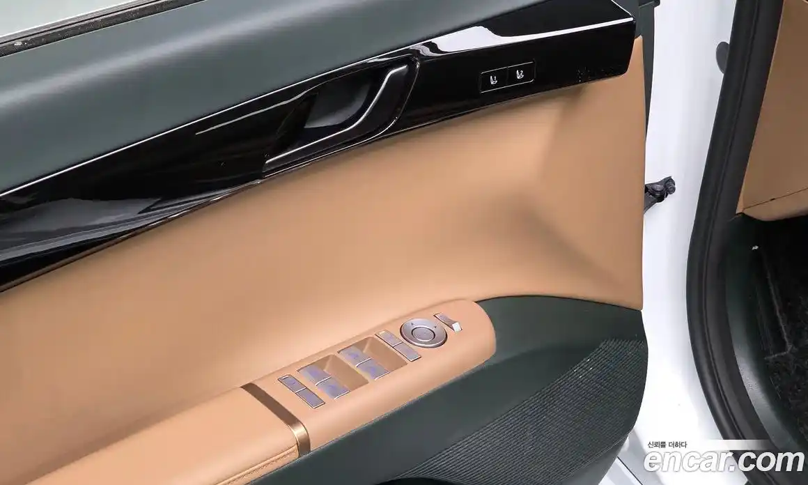 Hyundai Grandeur 2023 1.6 Автомат в Москве № 44597, фото 17