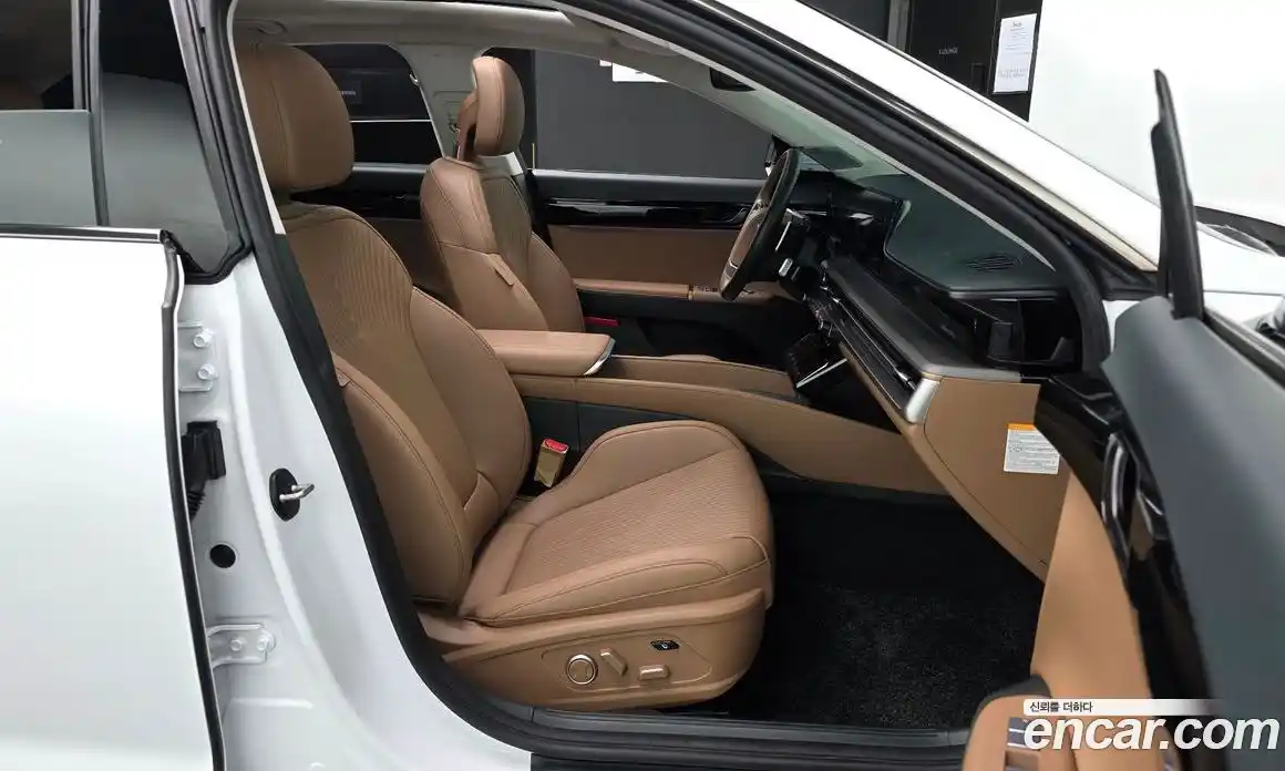 Hyundai Grandeur 2023 1.6 Автомат в Москве № 44597, фото 10