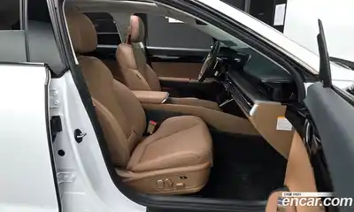 Hyundai Grandeur 2023 1.6 Автомат в Москве № 44597, миниатюра 10