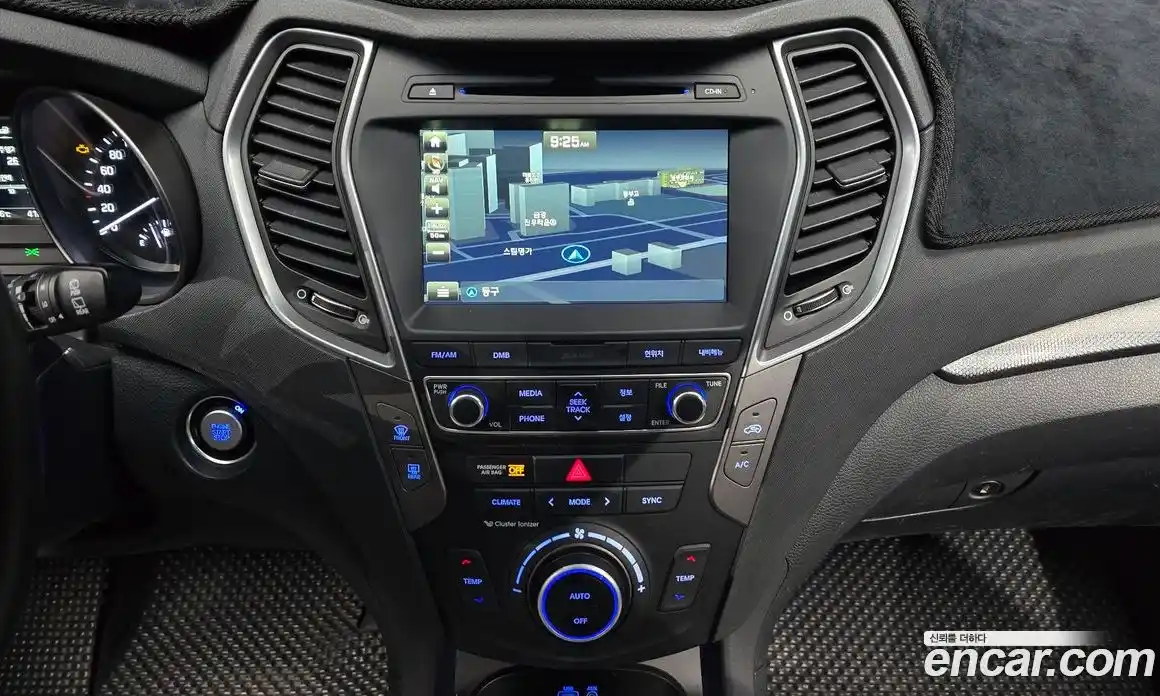 Hyundai Santa Fe 2016 2.0 Автомат в Москве № 450344, фото 14