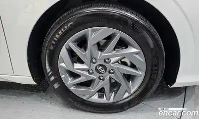 Hyundai Avante 2026 1.6 Автомат в Москве № 457212, миниатюра 5