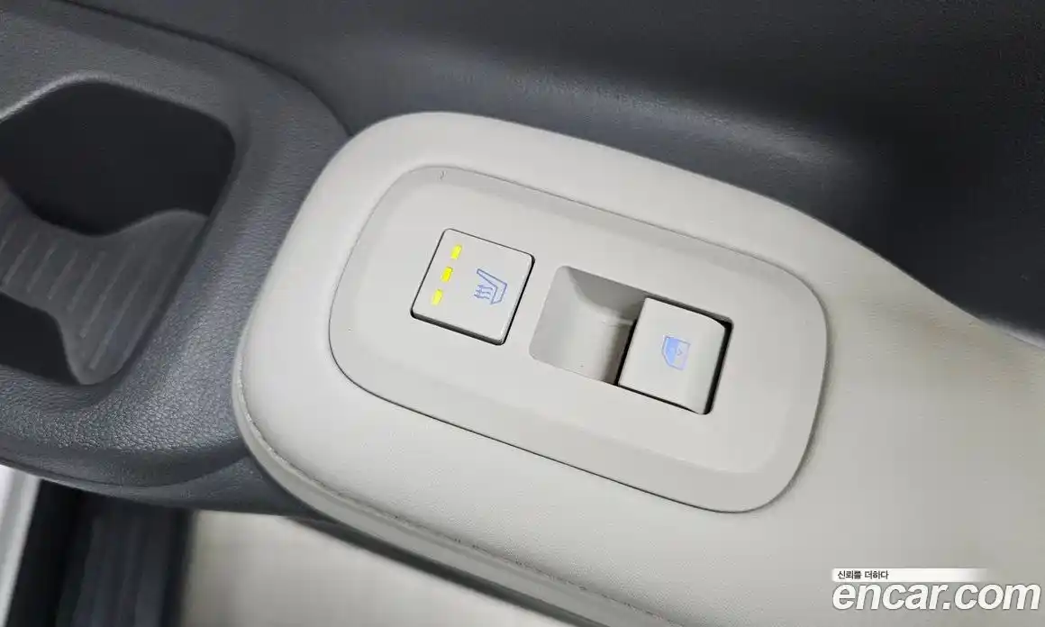 Hyundai Santa Fe 2024 1.6 Автомат в Москве № 457697, фото 19