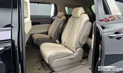 Kia Canival 2022 2.2 Автомат в Москве № 460854, миниатюра 12