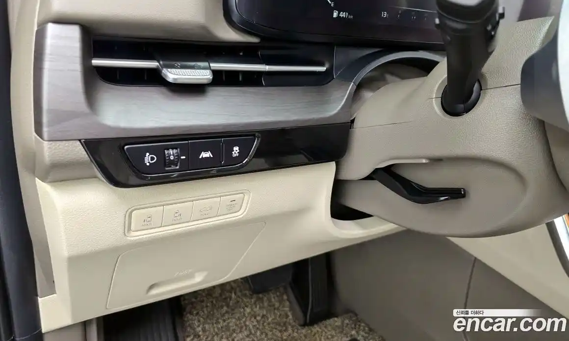 Kia Canival 2022 2.2 Автомат в Москве № 460854, фото 15