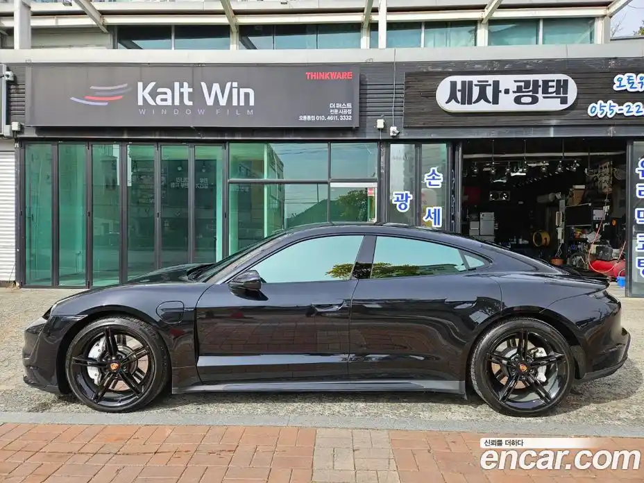 Porsche Taycan 2021 0.1 Автомат в Москве № 470958, фото 11