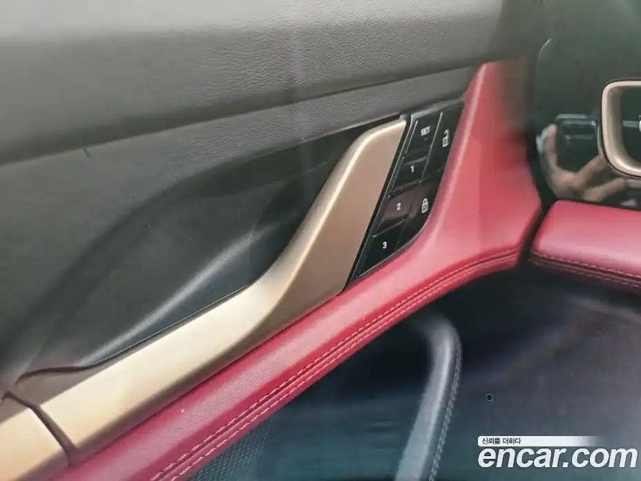 Porsche Taycan 2021 0.1 Автомат в Москве № 470958, фото 16