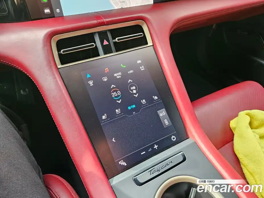 Porsche Taycan 2021 0.1 Автомат в Москве № 470958, фото 18