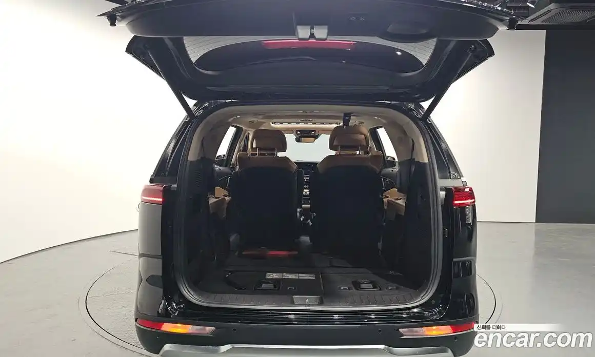 Kia Canival 2021 3.5 Автомат в Москве № 52805, фото 15