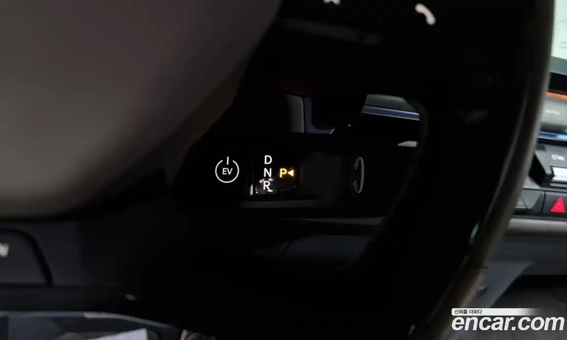 Kia EV9 2024 0.2 Автомат в Москве № 55285, фото 3