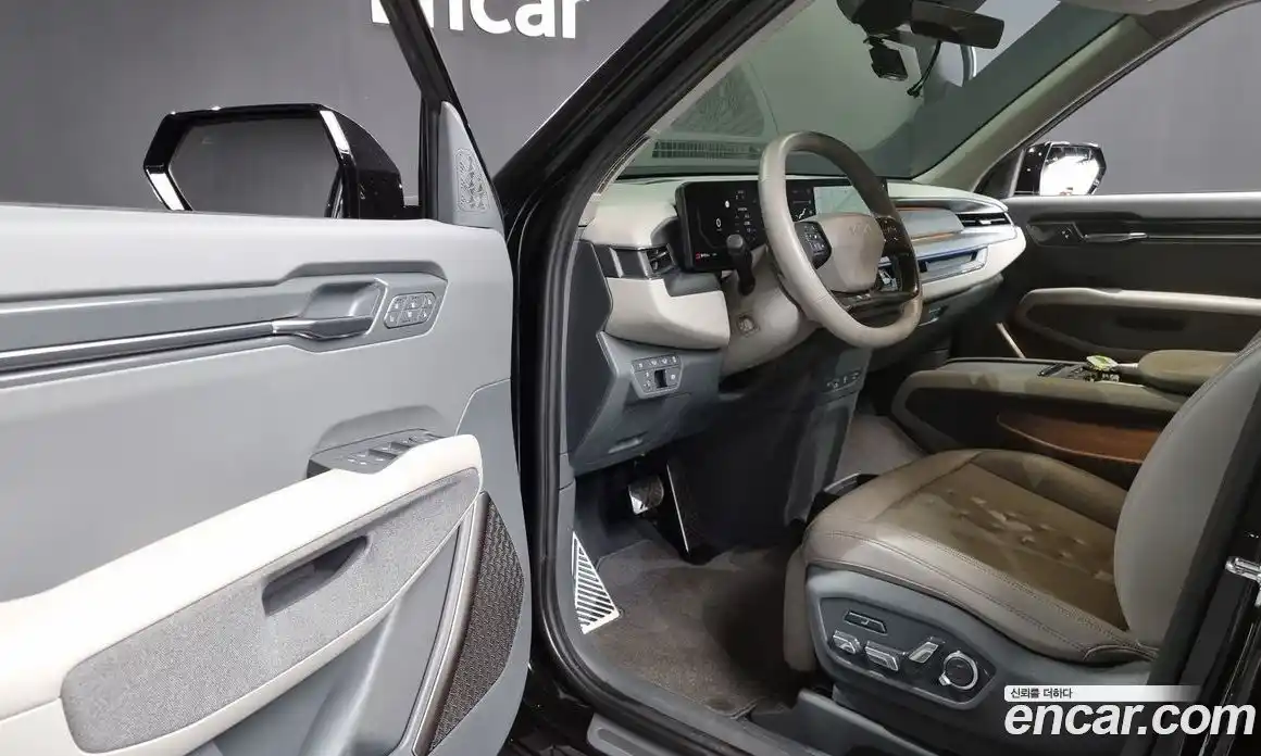 Kia EV9 2024 0.2 Автомат в Москве № 55285, фото 9