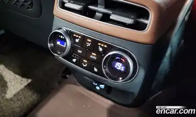 Genesis GV70 2023 2.5 Автомат в Москве № 56671, миниатюра 12