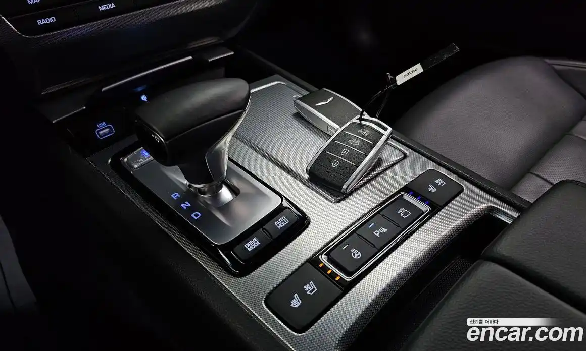 Genesis G80 2019 3.3 Автомат в Москве № 57883, фото 16