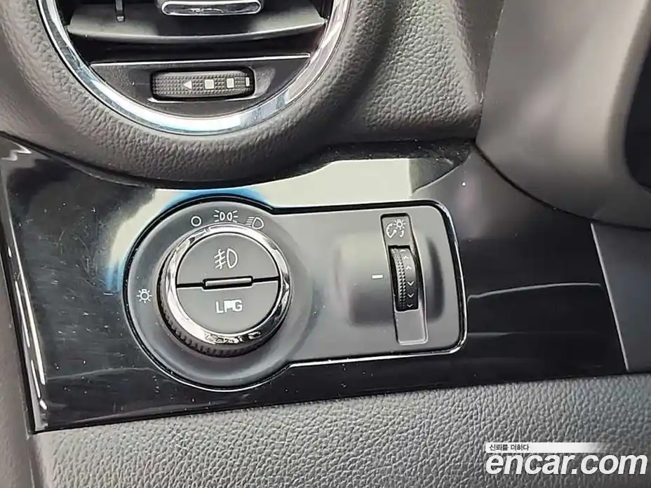 Chevrolet Orlando 2013 2.0 Автомат в Москве № 67056, фото 17