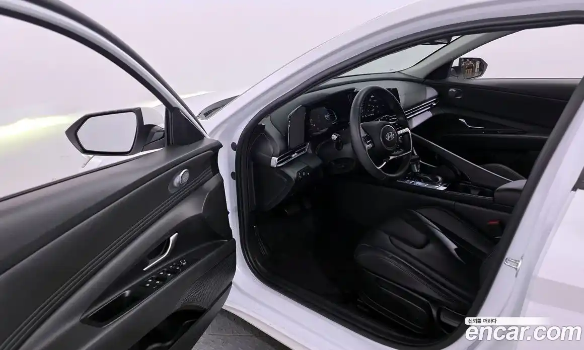 Hyundai Avante 2025 1.6 Автомат в Москве № 7011, фото 4