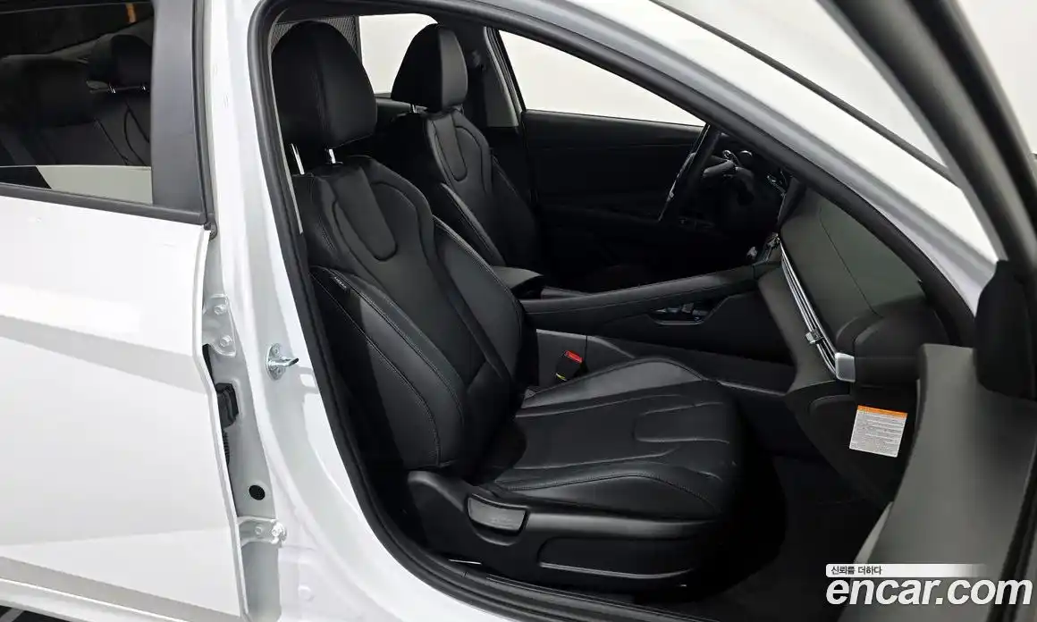 Hyundai Avante 2025 1.6 Автомат в Москве № 7011, фото 8