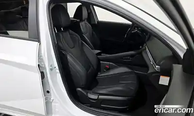 Hyundai Avante 2025 1.6 Автомат в Москве № 7011, миниатюра 8