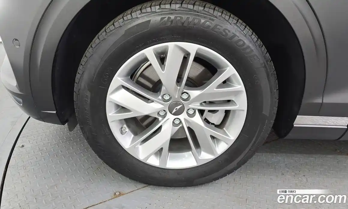 Genesis GV70 2024 2.5 Автомат в Москве № 82549, фото 11