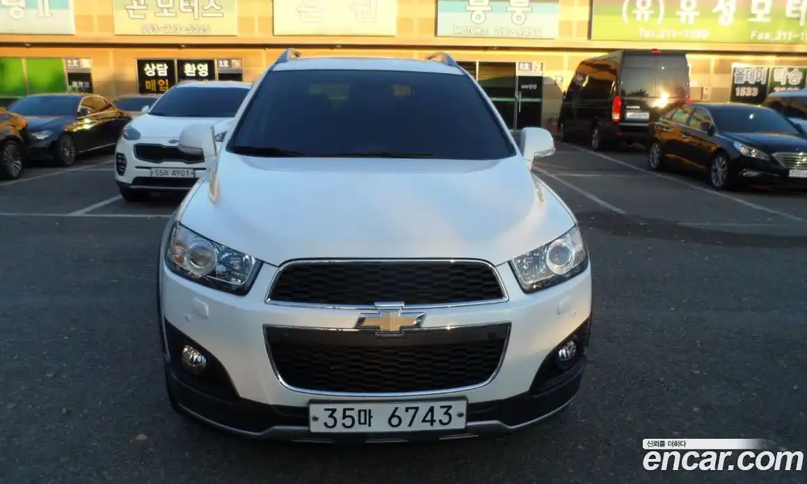 Chevrolet Captiva 2013 2.0 Автомат в Москве № 104700, фото 3