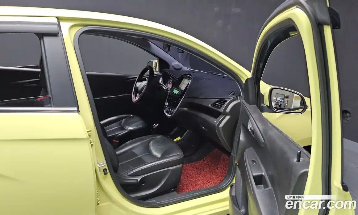 Chevrolet Spark 2017 1.0 Автомат в Москве № 105451, фото 16