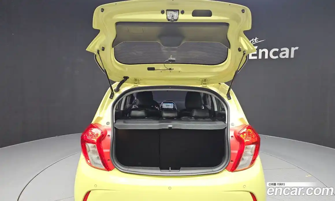 Chevrolet Spark 2017 1.0 Автомат в Москве № 105451, фото 7