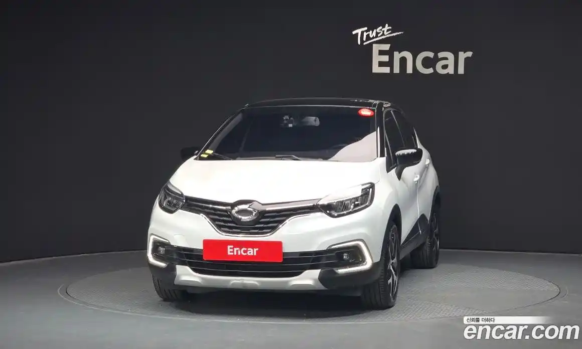 Renault QM3 2019 1.5 Автомат в Москве № 106440, фото 3