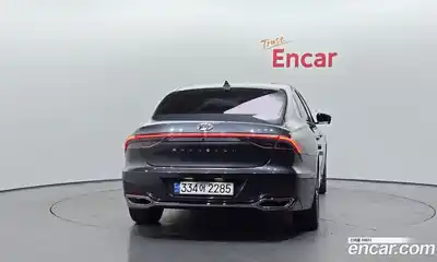 Hyundai Grandeur 2022 2.5 Автомат в Москве № 107863, миниатюра 4