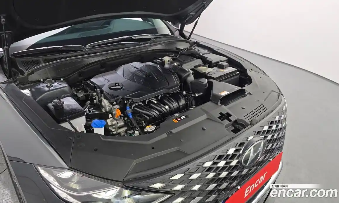 Hyundai Grandeur 2022 2.5 Автомат в Москве № 107863, фото 6