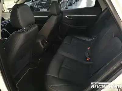 Hyundai Sonata 2023 2.0 Автомат в Москве № 111120, миниатюра 11