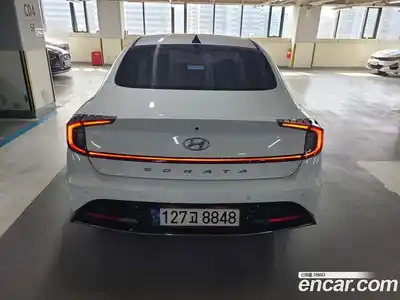 Hyundai Sonata 2023 2.0 Автомат в Москве № 111120, миниатюра 4