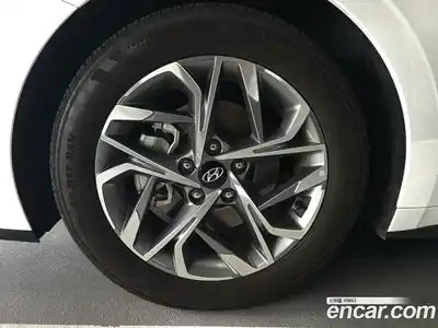 Hyundai Sonata 2023 2.0 Автомат в Москве № 111120, миниатюра 5