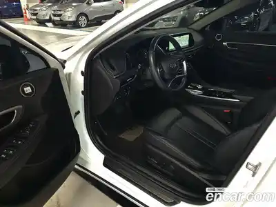 Hyundai Sonata 2023 2.0 Автомат в Москве № 111120, миниатюра 10