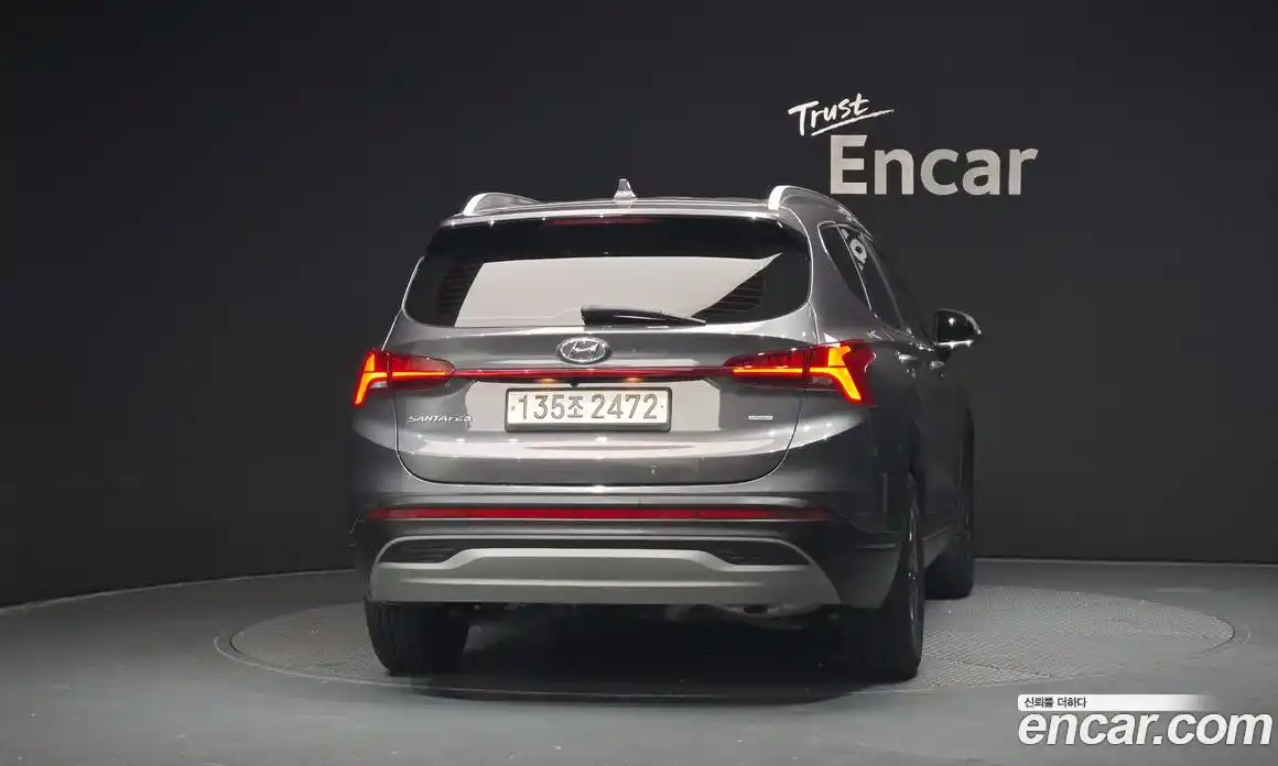 Hyundai Santa Fe 2023 1.6 Автомат в Москве № 111852, фото 12