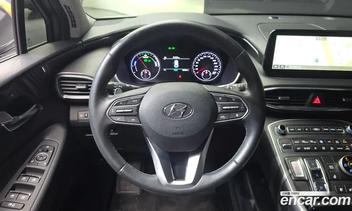 Hyundai Santa Fe 2023 1.6 Автомат в Москве № 111852, фото 18