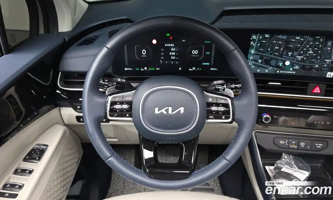 Kia Canival 2024 1.6 Автомат в Москве № 114702, фото 11