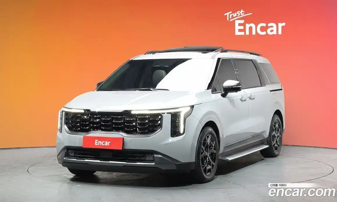 Kia Canival 2024 1.6 Автомат в Москве № 114702, фото 3