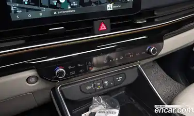 Kia Canival 2024 1.6 Автомат в Москве № 114702, миниатюра 5