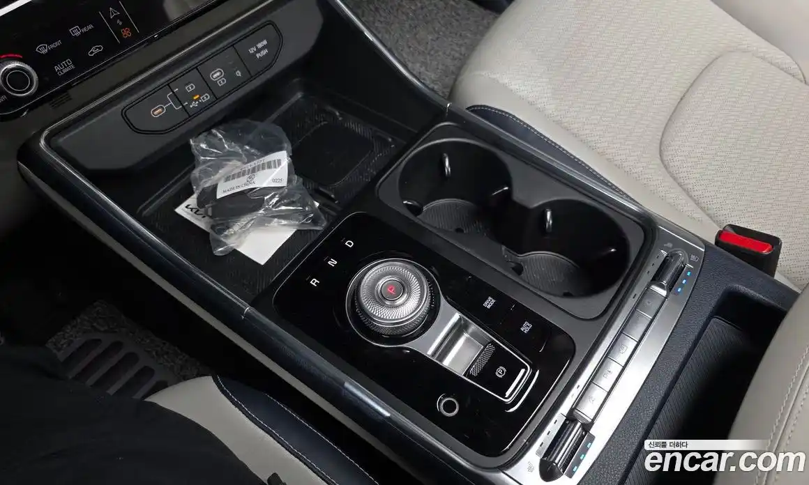 Kia Canival 2024 1.6 Автомат в Москве № 114702, фото 10