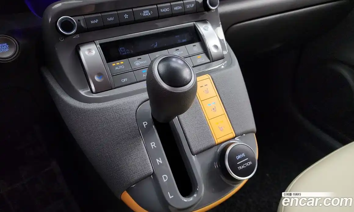 Hyundai Casper 2023 1.0 Автомат в Москве № 115100, фото 9