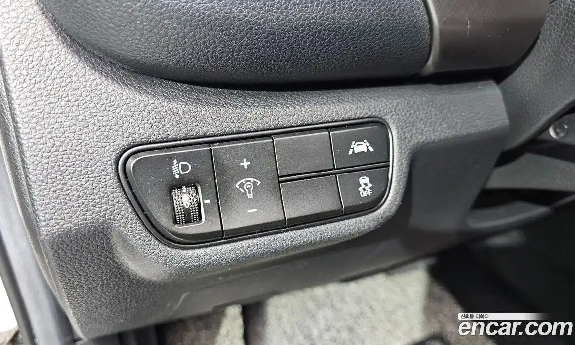 Kia Seltos 2020 1.6 Автомат в Москве № 120982, фото 11