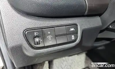 Kia Seltos 2020 1.6 Автомат в Москве № 120982, миниатюра 11