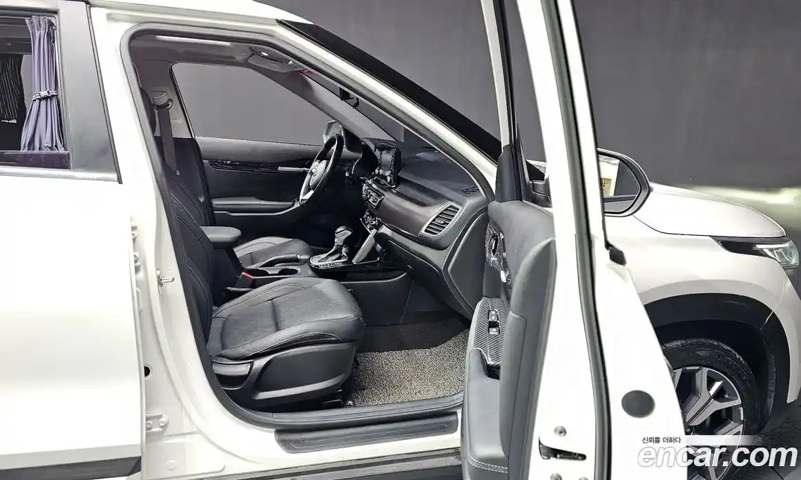 Kia Seltos 2020 1.6 Автомат в Москве № 120982, фото 13